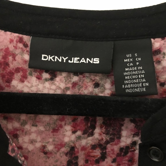 !! 5$ ADD ON !!! DKNY Sheer Blouse size S - Picture 2 of 2